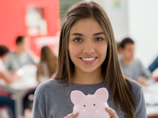 girl-with-calculator